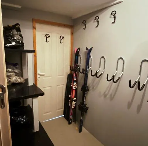 Apartment House Proctor